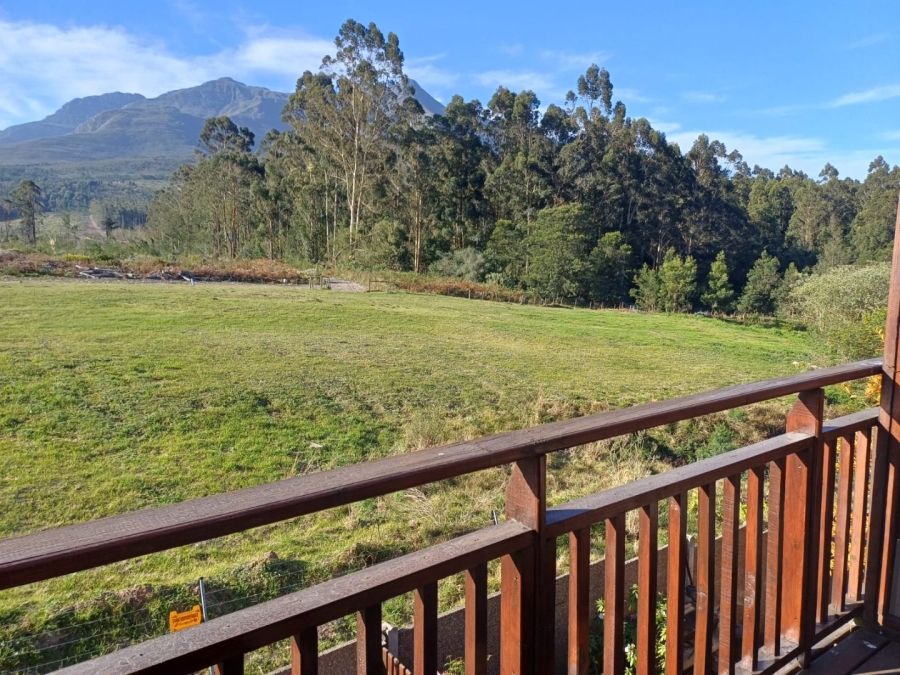 3 Bedroom Property for Sale in Heatherlands Western Cape